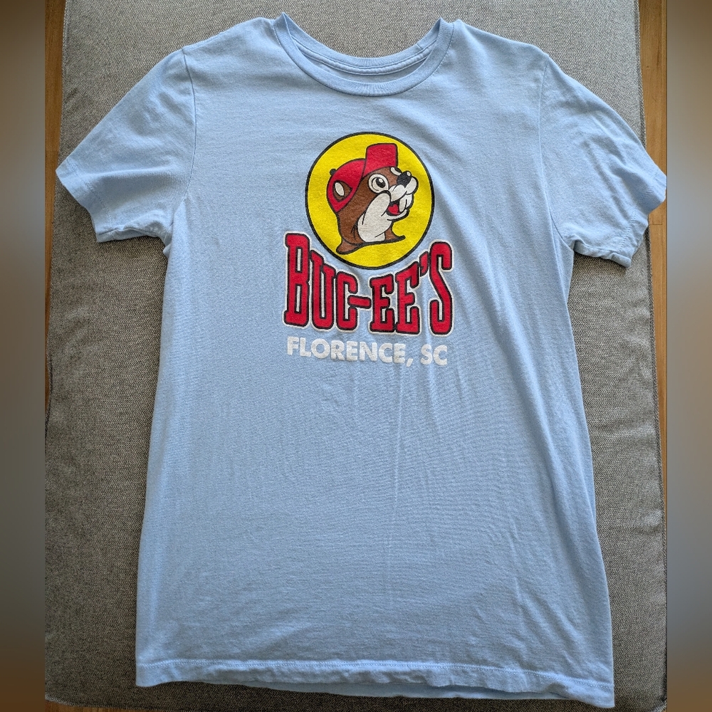 Buc-ee's Men's Size Medium classic light blue T-shirt - Florence, SC